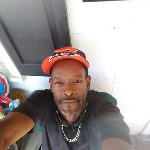 Meet your Posher, Dennis